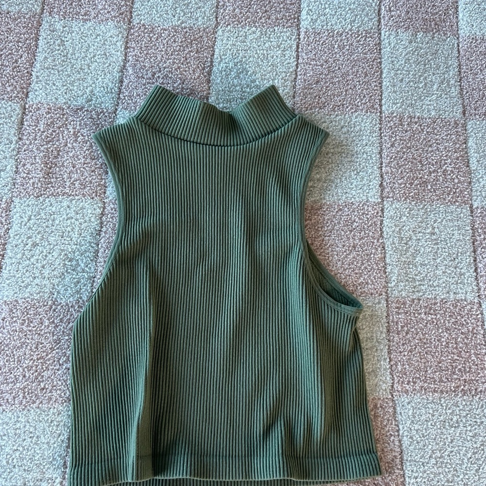 Suzette Green Ribbed Top